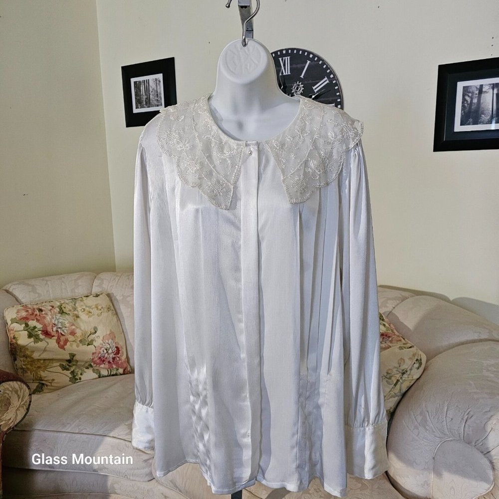 SOLD - Lady Shapely Vintage Plus White Silk Blend Blouse With Lace Collar